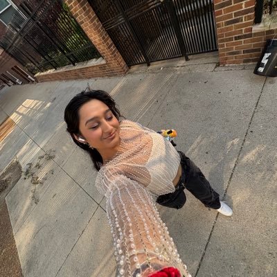 qua(litty) over quan(titty) | 💖💜 |#freepalestine | she\her(s) | fuck ICE | #blacklivesmatter | #saveyemen | abolish the police | tear down the pic