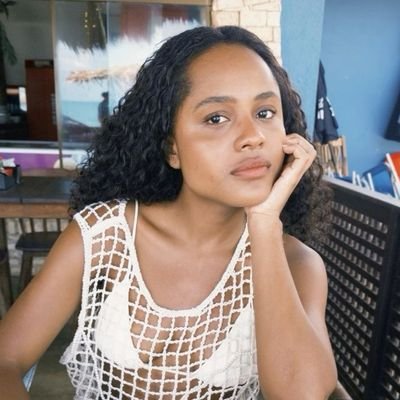Perfil novo aqui. Skin noveleira, às vezes um pouco de Flamengo, Carnaval e música.