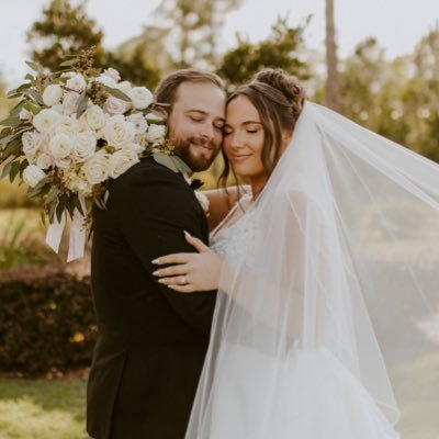 lindsaypaskman's profile picture. huntingdon wsoc alum • fl • burghproud