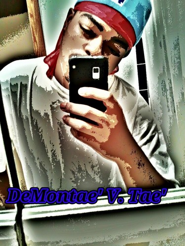 A Very Cool Laid Back Guy, Drama Free from the Southwest Side if Chicago. #TeamMinaj #TeamPrettyBoii