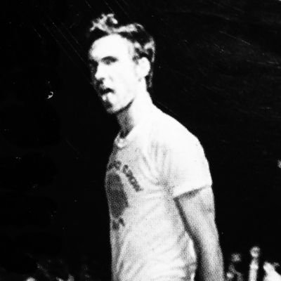 DarkoLevine's profile picture. Si dormir es rico... imagínate estar muerto 🌷🌱💀🌱🌷