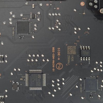 ybzrcx's profile picture. 電子工作er です