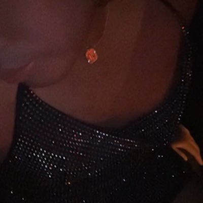 Dm me to get access to post ( paid content post )