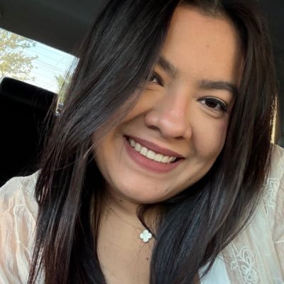 abril_menicucci's profile picture. 💕🌈