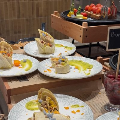 tlyebas's profile picture. zeki değil akıllılar baksın