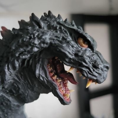 centimeter2315's profile picture. ゴジラ関連&ウォーハンマーについて呟いてます🙂ゴジラはシンゴジ推し。ウォーハンマーはスペースマリーン推しですー