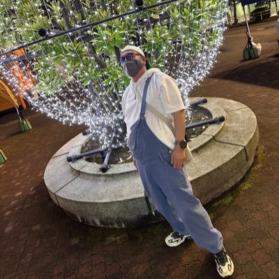 🗼 🌈寄りB リアフィフ ENFJ フッ軽 ゲラ 割とガチ勢 酔うとバグります 人曰くギャグセン高いらしいです ↑ どれかでも刺さった人は秒ですこ😘
