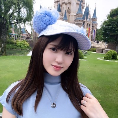 柴犬と料理とコスメとサッカーとバレーとお花がすきです‼️