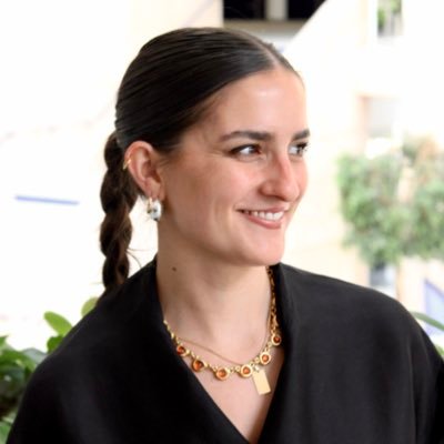 vioguichard's profile picture. Collab de @JeanClaudeRaux / ex team @M_Orphelin étudiante M2 HCP #Histoiremédiévale / genre & sexualités / relations islamo-chrétiennes