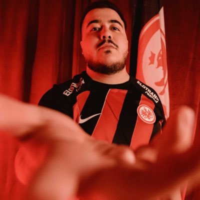 eNesVLR's profile picture. • 25 🇦🇹 | Professional VALORANT Player.
