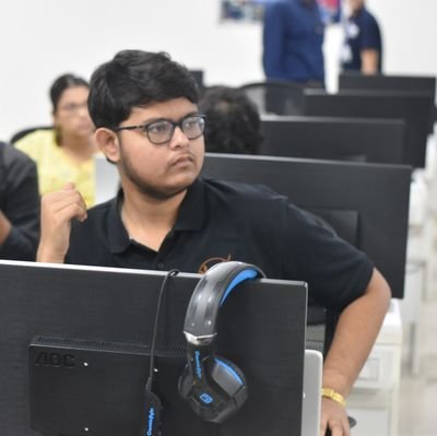 karar_sayak's profile picture. I'm not great at the advice but can I interest you in a sarcastic comment?
Student; রসিক বাঙালী; Movie buff🎬; Music🎶; Quizzer; Elocutionist;