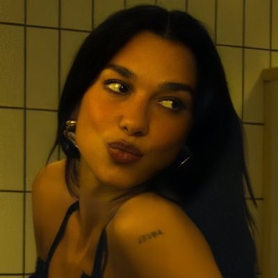 loco por la chapa cuando se desata. ㅤ ⠀ ⠀ ㅤ ㅤ ⠀ ⠀ ㅤ bótamelo, guapa, vengo full de paca.