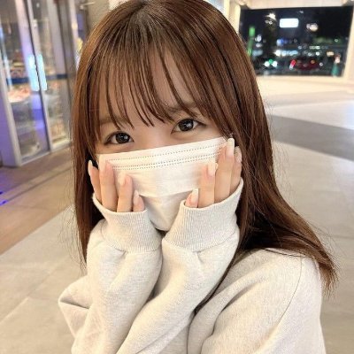 Yui_Chaaannn's profile picture. 上京してきた20歳、美大通ってます。
田舎じゃ言えなかったけど、ほんとはエロいのすごく好き。
こっちに来て、変われるかな？