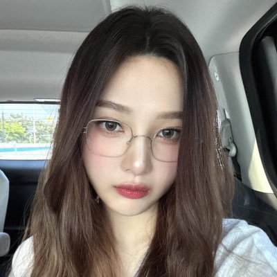 FAN ACCOUNT for K-Pop, MCU, Taylor Swift, AZ Martinez & PH POLITICS