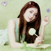 ✦ (@juli____bee) 's Twitter Profile