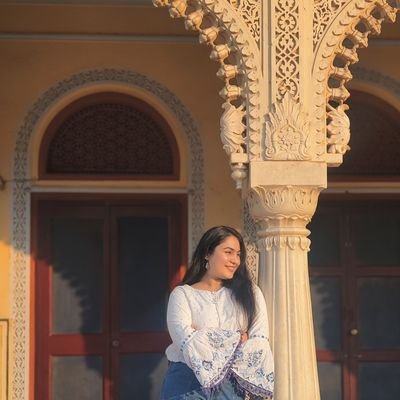 AlaniKhushii's profile picture. 