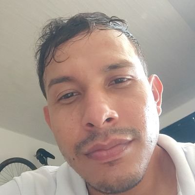 Adnersuarez1994's profile picture. 