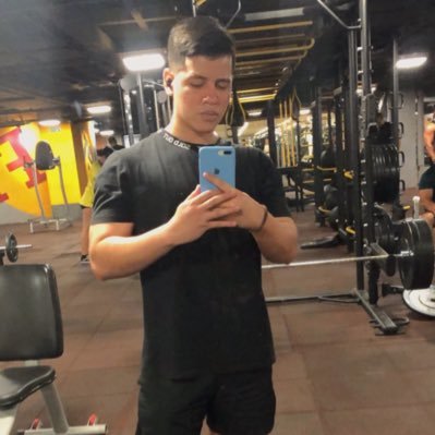 Crazy19284633's profile picture. 