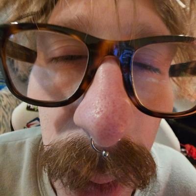 Failed @Twitch affiliate | Video game player | Assigned Kitten At Birth 🐱🌈 | Inquiries: business@aioli.gay
https://t.co/jMHR3VLEjv