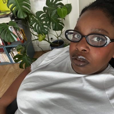 @ecoutemeuf / k-pop & moods editor @deezer / island witch š§š¾āāļø beyoncĆ© & tyler supremacist + pop culture encyclopedia š