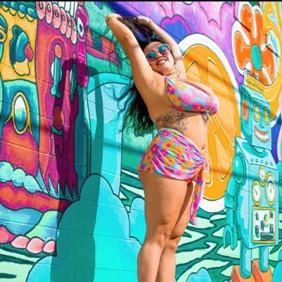 🥘Foodie, 📺Anime Enthusiast, 🌎World Traveler 📸Tik Tok Goddess! Check the link for my 🌶️OF, catch my attention💸CA: $bambinoexx🥰🥰😘