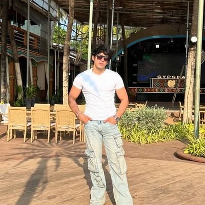 GULLU BOXER 🥊
Gullu ki nagri mei apka swagat h..
( @MTVRoadies Winner )