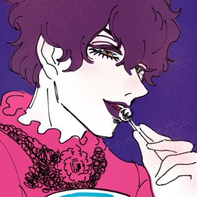 20↑/繭期/舞台中心のオタク/創作もするよ