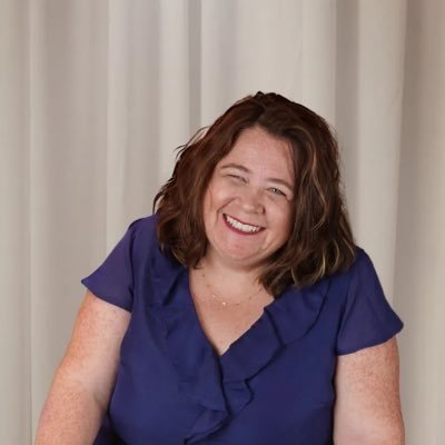 Mays Creative Co is a boutique passionate about supporting authors and podcasters with copywriting and WordPress website services.