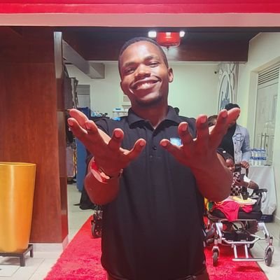 I'm student of makerere University and also I'm hearing impairment.......peer educator #PEA24
I'm artist