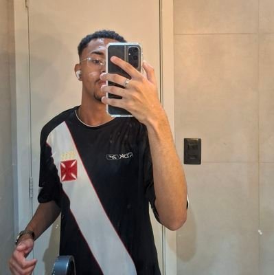 ''eu levo a cruz de malta no meu peito desde que eu nasci''💢 @vascodagama