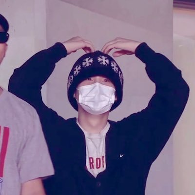 ghostnoah744's profile picture. they/them chitra punarvasu ubp 24 🇹🇼