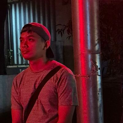 ~not to be confused with the persona of the poem~
more personal chika sa @marcloganroy