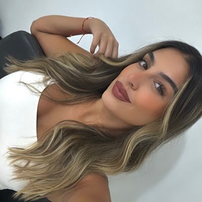 Periodista | @espnfutbolarg | Refundadora 5108 💙❤️ | Cantante 🎙 | Mi canal👇🏽