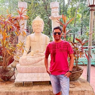 KanakGV's profile picture. Life is what you make it.