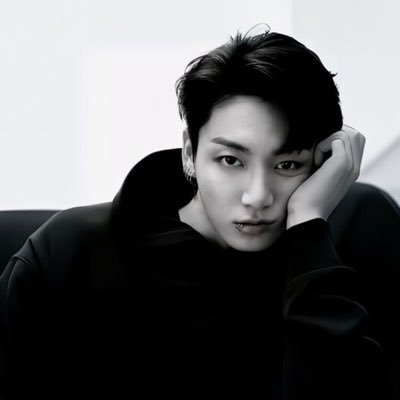 vkxyz's profile picture. #BANGTAN - there's nothing like us ♥︎