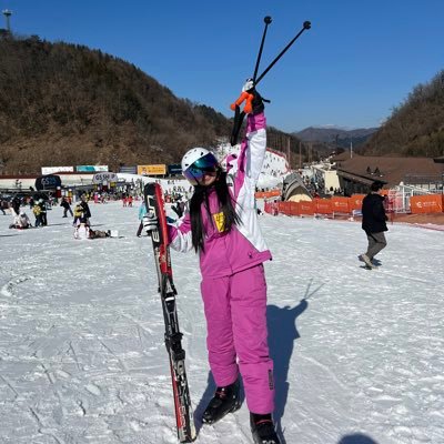 tinnielicious's profile picture. 