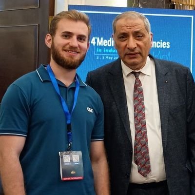 طب وجراحة |
(حلقة وصل بين الطب والمجتمع ) 👈🏻 رابط الإستشارة (تكلفتها دعوة بظهر الغيب) https://t.co/O7rwQkjffn
👈🏻 قناة التلجرام فيها أسألة وأجوب