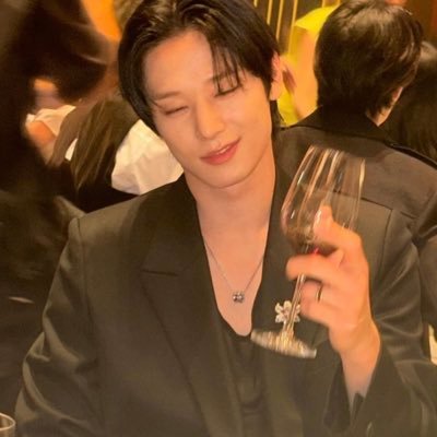 jujuyo1115's profile picture. 너란 꽃은 예쁘게 피어나고 #TeamJuyeon #juyeonlover forever