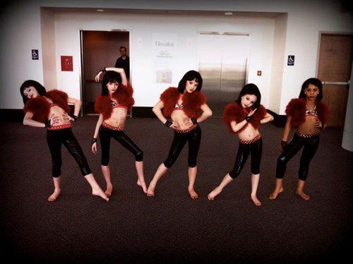 Fan Page for Dance Moms(: be nice'!!