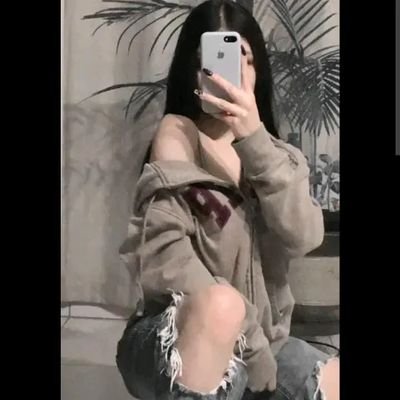 MariaMontezum4's profile picture. Mejor sola que mal acompañada