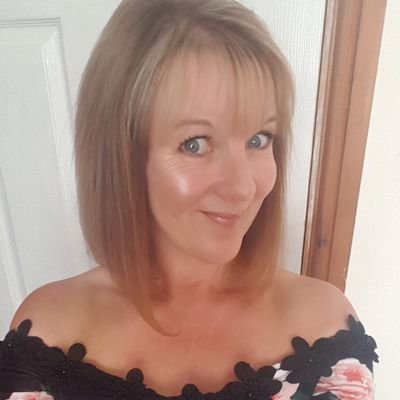 shazzyprocks's profile picture. Live simply...Dream big... Be grateful...Give love... Laugh lots.......so many beautiful reasons to be happy ❤