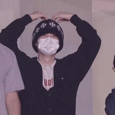 bazova1996's profile picture. 