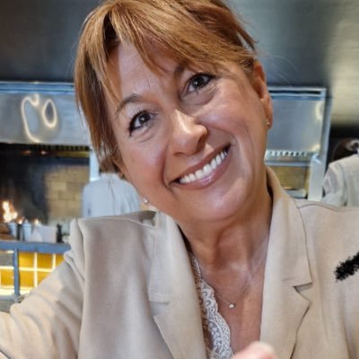 MariaJoseN89913's profile picture. 