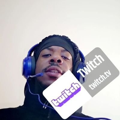 6’9 *Chicago Streamer*🧘🏾♂️ •Bands💰Over Friends‼️