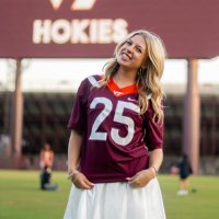 morgan :) (@morgannn_22_) 's Twitter Profile