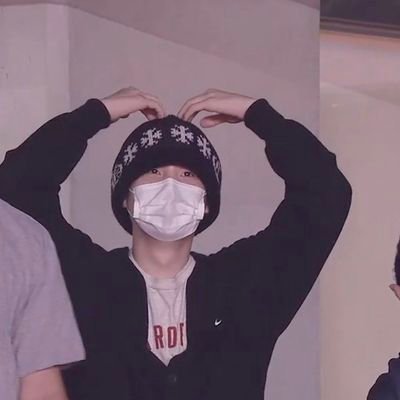 shelovesyoon's profile picture. Gloss's wife😌// stream Haegeum to 1B