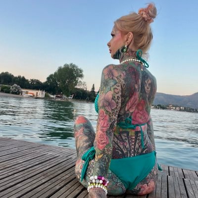 Tattoos Lifestyle, 🦋🥰🦋Color Tattoo , Tattoo girl unique tattoo_butterfly_flower