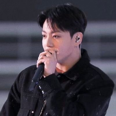 only bts                                                                                                    Jk biased