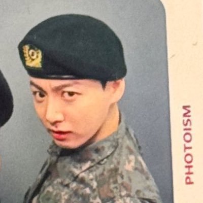 ❛𝐘𝐨𝐮'𝐯𝐞 𝐬𝐡𝐨𝐰𝐧 𝐦𝐞 𝐢 𝐡𝐚𝐯𝐞 𝐫𝐞𝐚𝐬𝐨𝐧𝐬 𝐢 𝐬𝐡𝐨𝐮𝐥𝐝 𝐥𝐨𝐯𝐞 𝐦𝐲𝐬𝐞𝐥𝐟❜
⟭⟬×⟬⟭