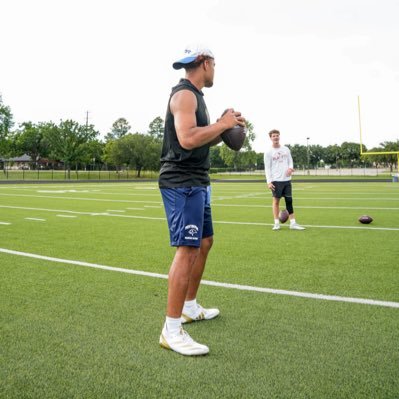 QB | Class of 2026 ( Mid year ) | TX) | 6’3 | 200 | 📲 682-260-7908 | Dallas,TX| ID#2409413757